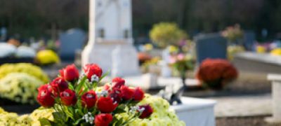 Namera o oddaji v podnajem poslovnega prostora Cvetličarna na pokopališču Bled
